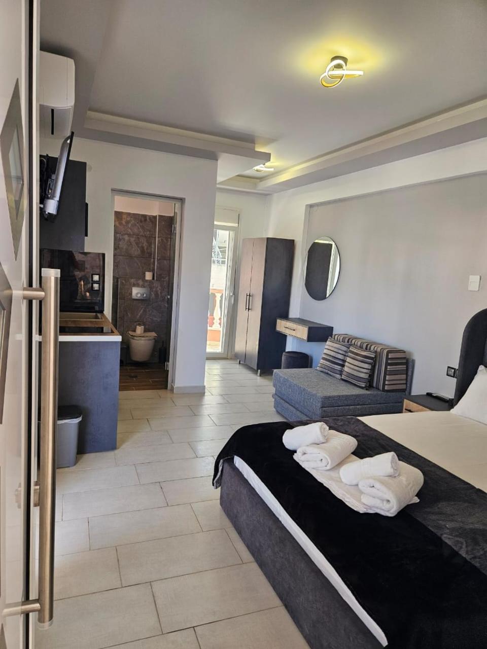 Petros House Aparthotel Sarti Bagian luar foto